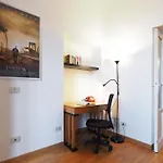 Italian Experience-suite Meda Apartament Mediolan