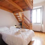 Apartament Italian Experience-suite Meda Mediolan