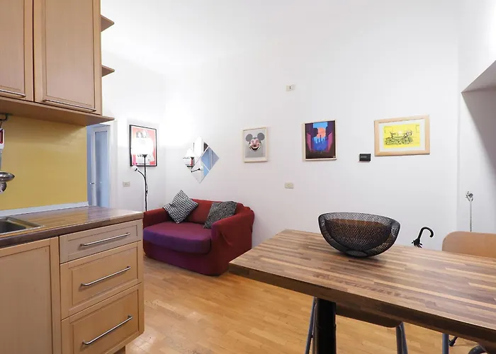 Italian Experience-suite Meda Apartamento *