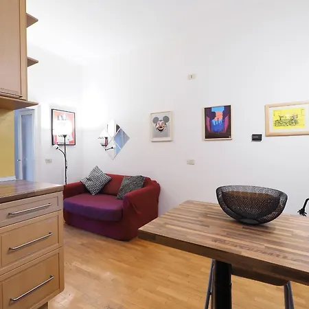 Italian Experience-suite Meda Apartamento *